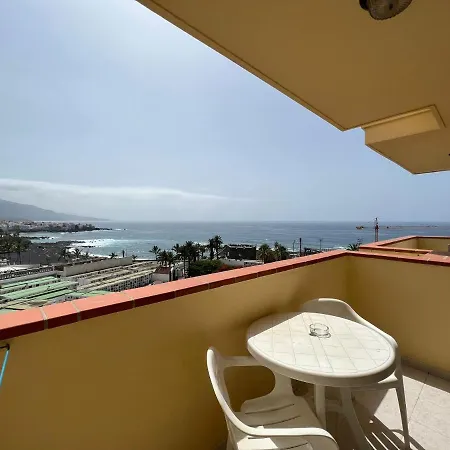 One Bedroom, Heated Pool, Nearby Beach, Puerto De La Cruz *
